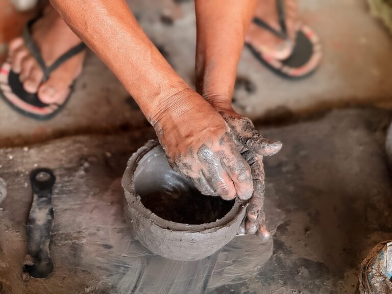 Paraguay busca inscribir el Arte Ñai’ũpo como Patrimonio Cultural de la Humanidad en la UNESCO