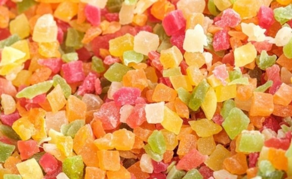 ¿Mamá, mamá, ¿de dónde viene la fruta brillante que tiene adentro el pan dulce? ¿De la luna? No nene, de Colonia Aurora