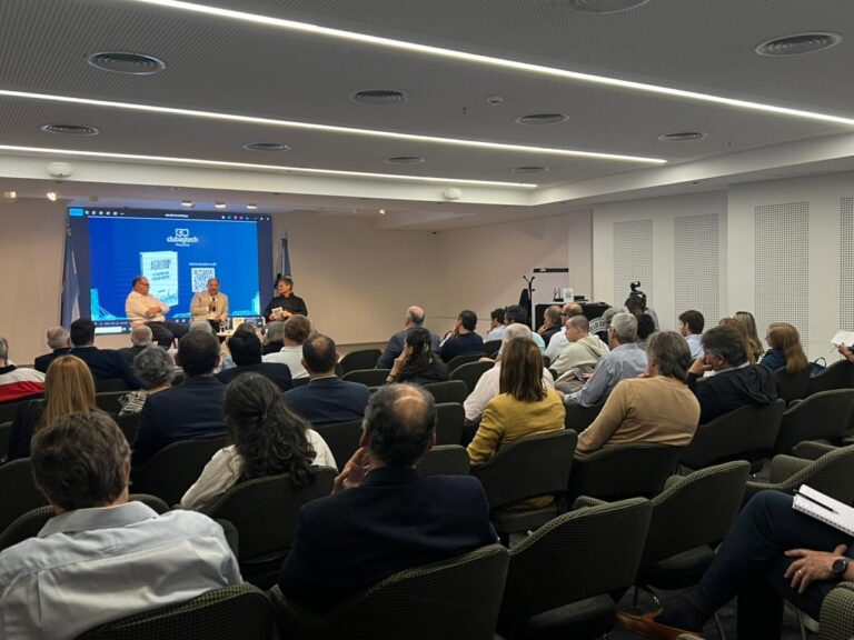 Presentacion-del-libro-Agro10x-3