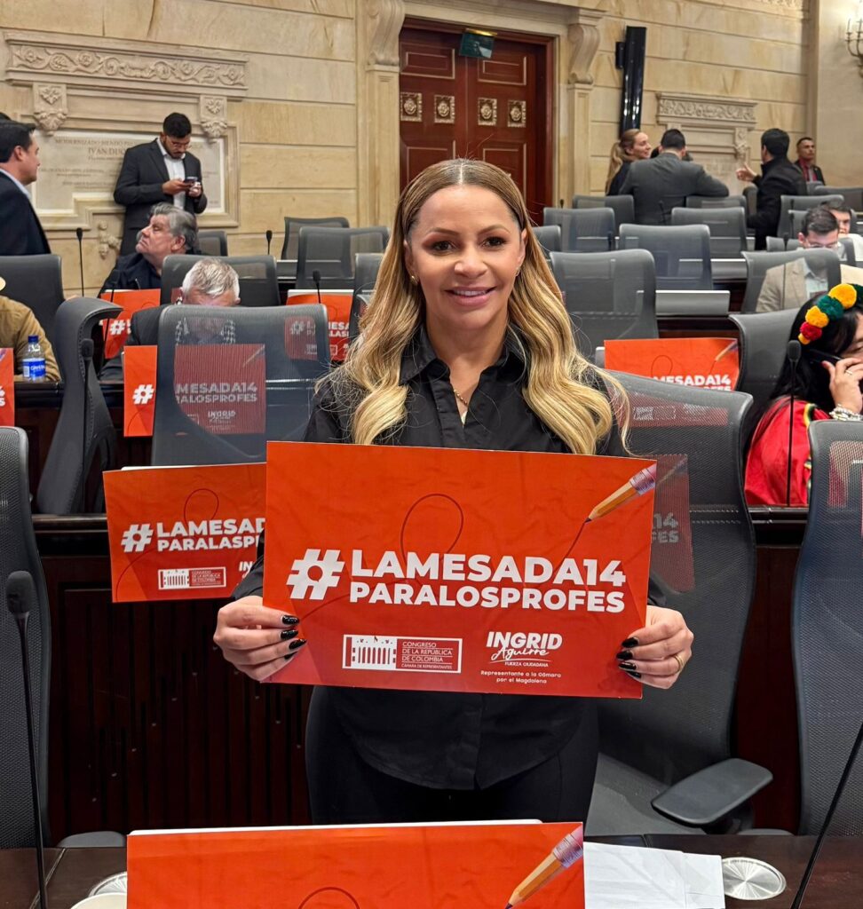 Colombia | Ingrid Aguirre impulsa en el Senado la reforma que avanza hacia la restitución de la mesada 14 para los maestros oficiales pensionados Colombia | Ingrid Aguirre impulsa en el Senado la reforma que avanza hacia la restitución de la mesada 14 para los maestros oficiales pensionados