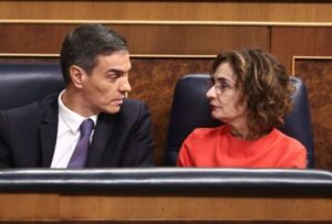 El Consejo de Ministros cesa a Antonio Hernández, mano derecha de Paco Salazar