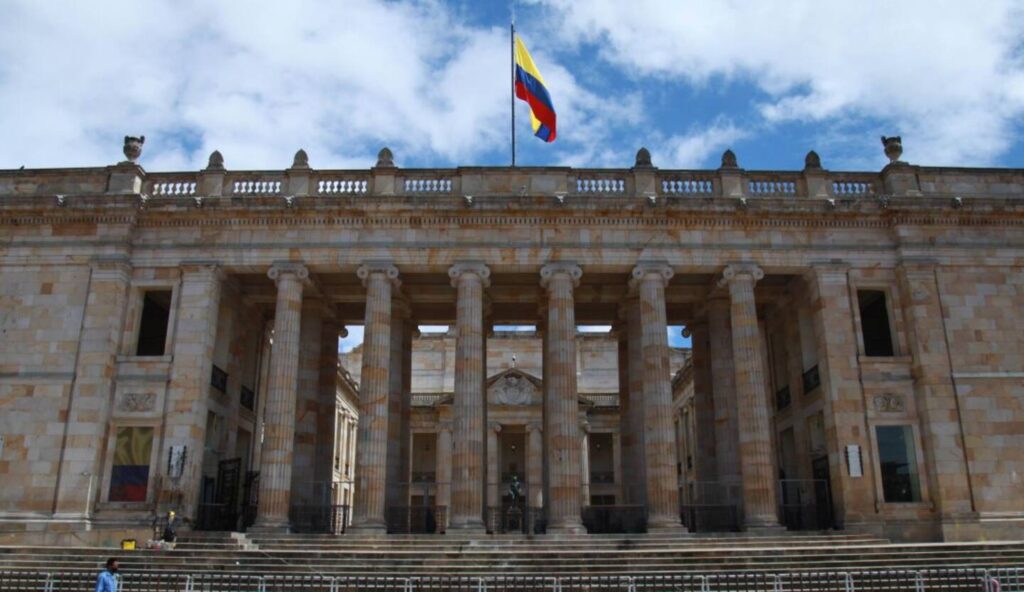 Colombia | El Gobierno pone la lupa sobre el gasto del Congreso y plantea un recorte a las UTL, que ya superan los 8 mil millones anuales