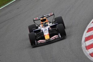 Aston Martin debuta y Ferrari retorna: ¿Qué esperar del 4º día de tests de F1 en Barcelona?