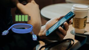 cable-USB-bateria-movil-sitio-publico