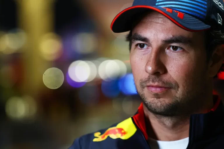 catar-2024-f1-quinta-feira-red-bull-sergio-perez-01