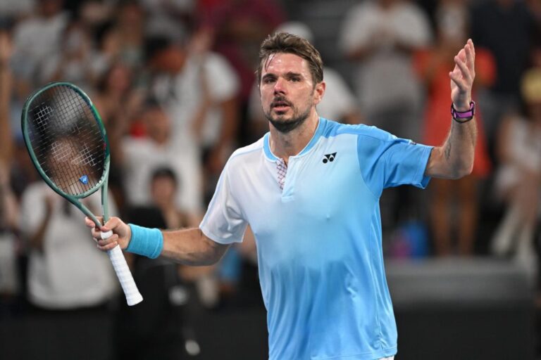 Wawrinka se despide de Australia; Fritz se sitúa en octavos