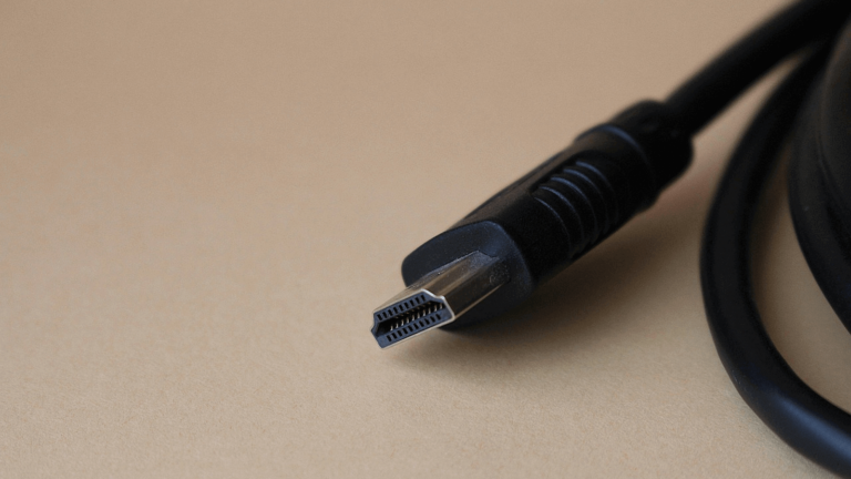 No compres un cable HDMI barato: podría dejar inutilizable tu tarjeta gráfica