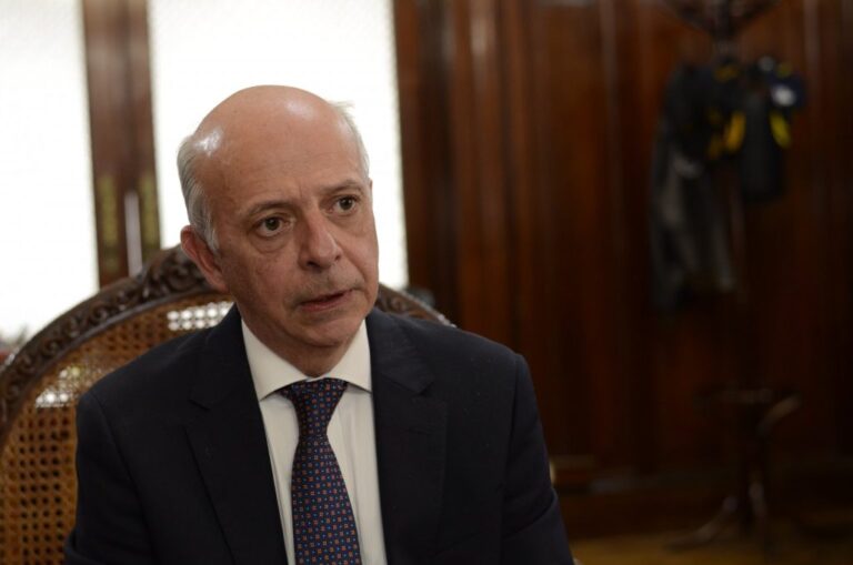 El exministro de Defensa y actual senador Javier García será uno de los primeros citados a declarar