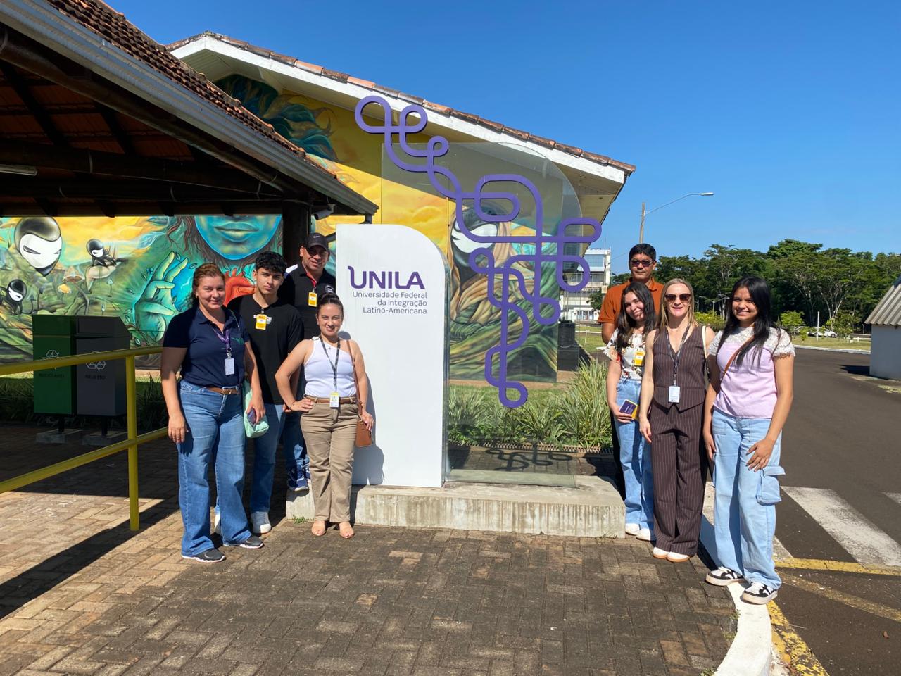 Estudiantes paraguayos visitan la Universidad Federal de Integración Latinoamericana (UNILA)