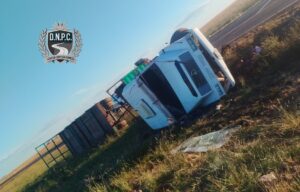Accidente vial en la Ruta 20 deja un conductor lesionado