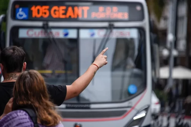 ANEP explicó cómo acceder a los boletos gratuitos para liceales en Montevideo y área metropolitana