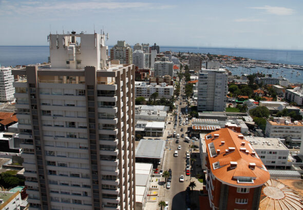 Desbarataron una banda que clonaba tarjetas para pagar hoteles