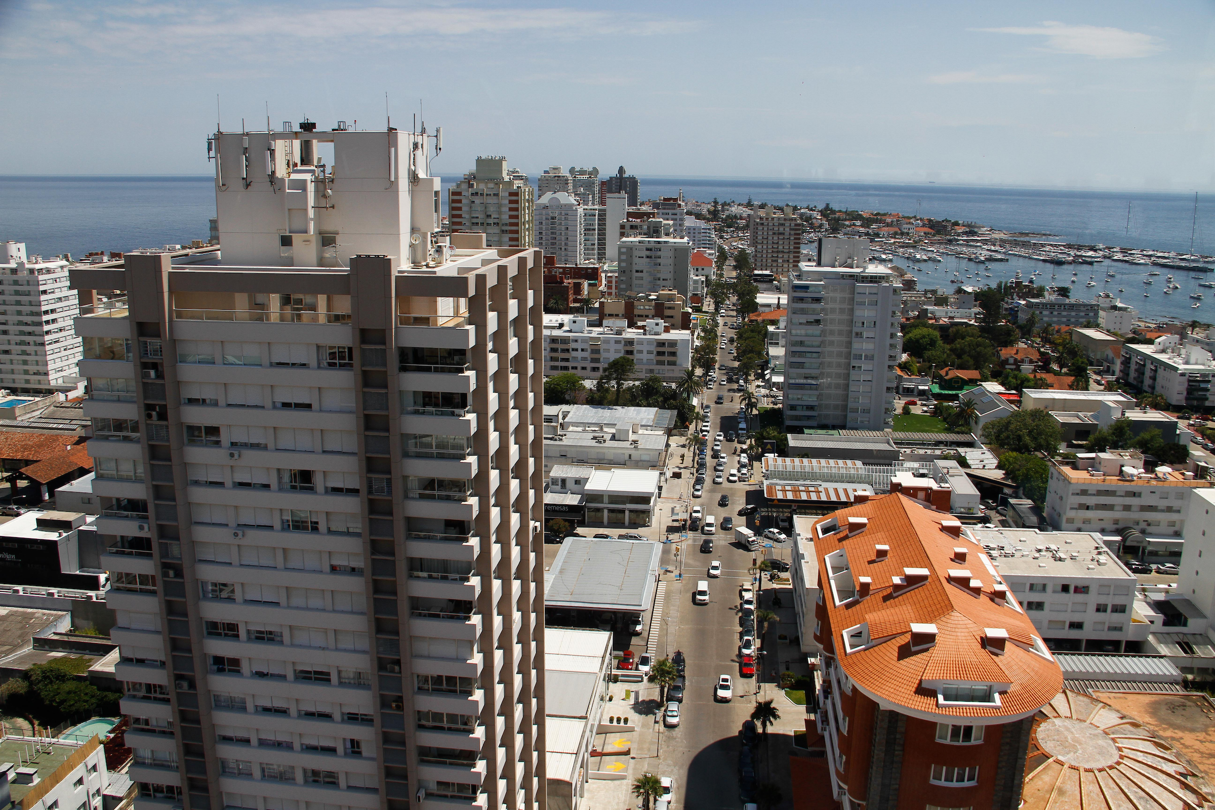 Desbarataron una banda que clonaba tarjetas para pagar hoteles