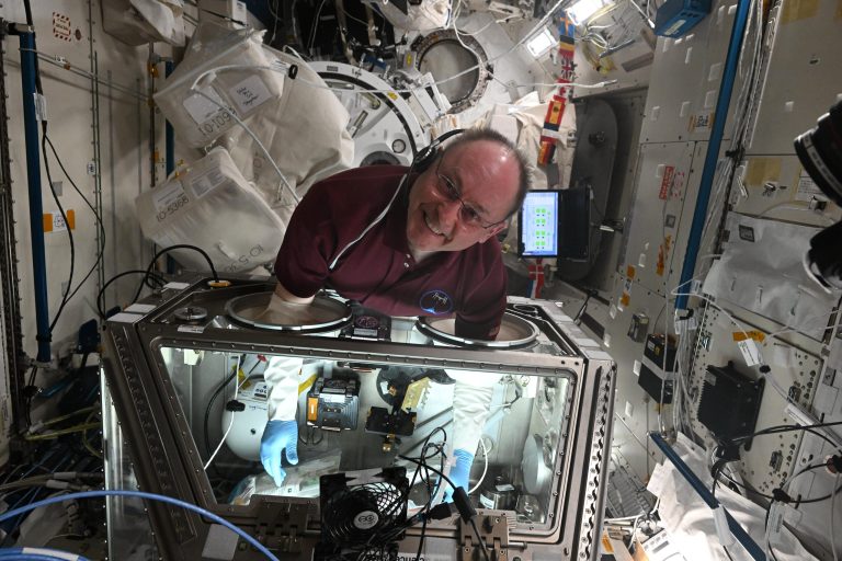 Evacuación médica en la EEI: ¿qué fue lo que ocurrió con el astronauta Fincke?