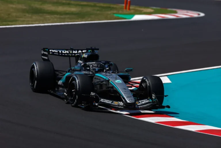 Russell culpa a la batería por el «frustrante» Gran Premio de Japón