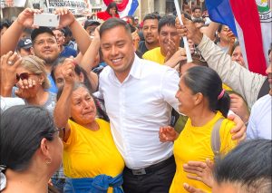 Prieto desafía las causas judiciales y ratifica su camino a la Presidencia