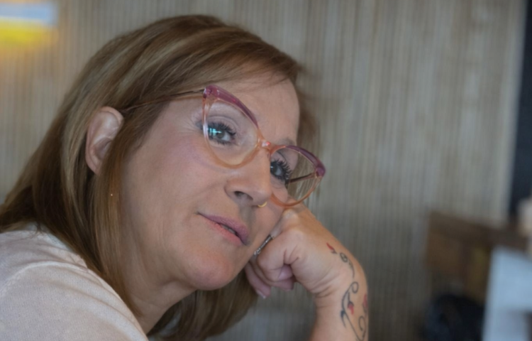 “Me gusta provocar sentimientos en el que mira el retrato, provocar un recuerdo…”