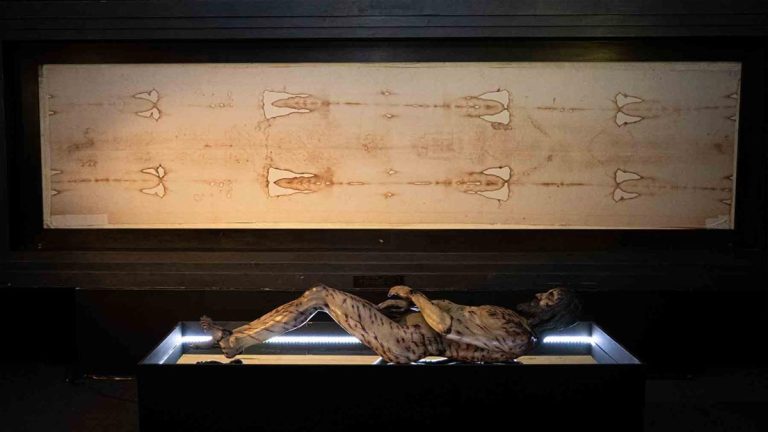 El enigma del Sudario de Turín: lo que reveló el carbono 14 y por qué aún se cuestiona