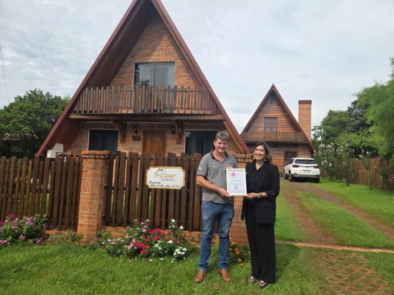 Fi-scheer Bungalows recibe la Distinción de Buenas Prácticas en el marco del Sistema Nacional de Calidad Turística