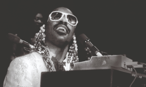 50 discos que cumplen 50 años en 2026: Stevie Wonder, Ramones, Queen, Marley, Invisible y más