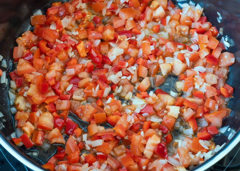 como-hacer-arroz-pimientos-djuvec-01263