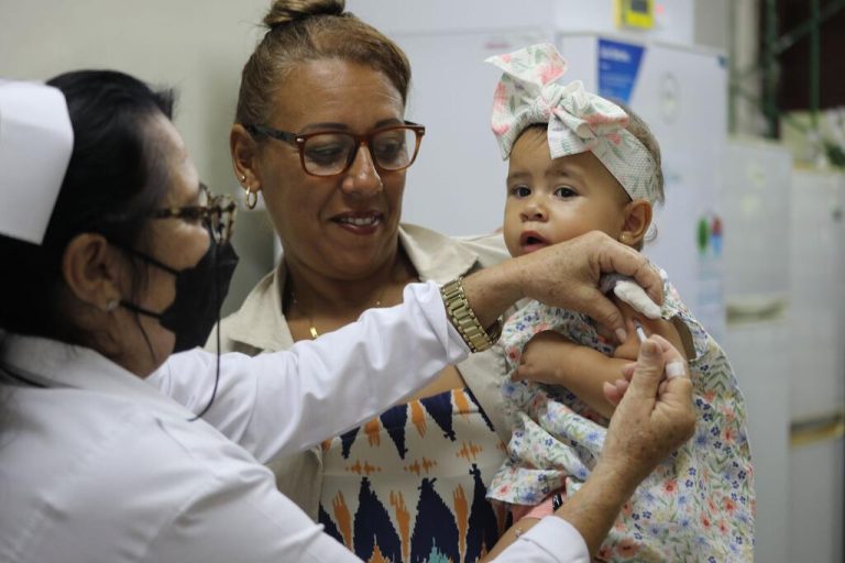 Cuba recebe apoio para minimizar crise de combustíveis