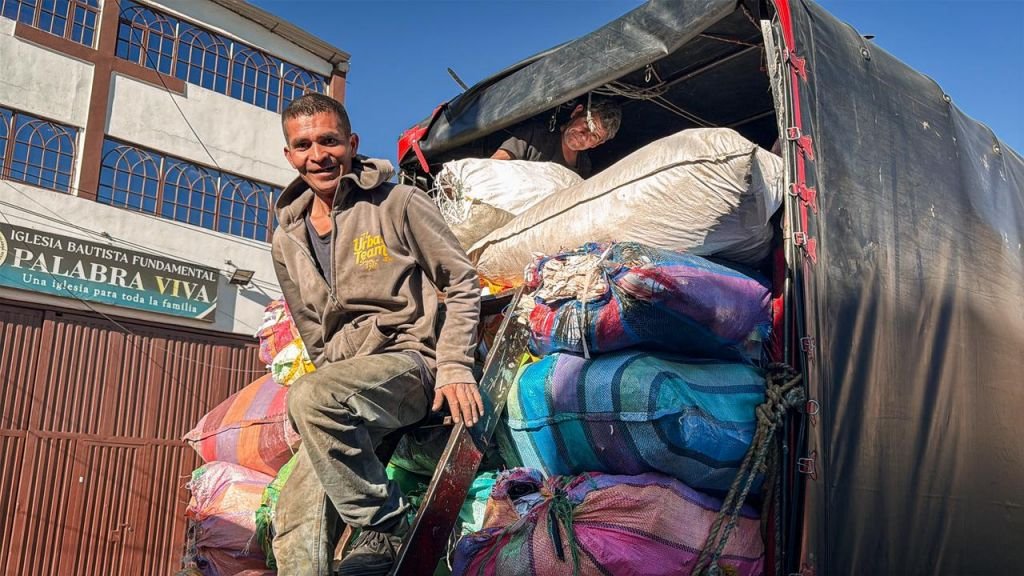 Colombia | Un giro histórico en la justicia social dignifica a quienes sostienen el reciclaje urbano tras décadas de exclusión en Colombia