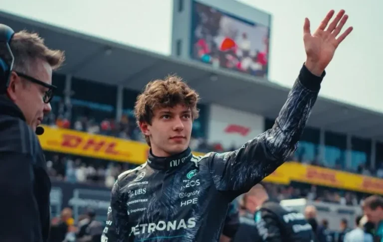 Mercedes defiende a Antonelli de presión de la lucha por el título de F1