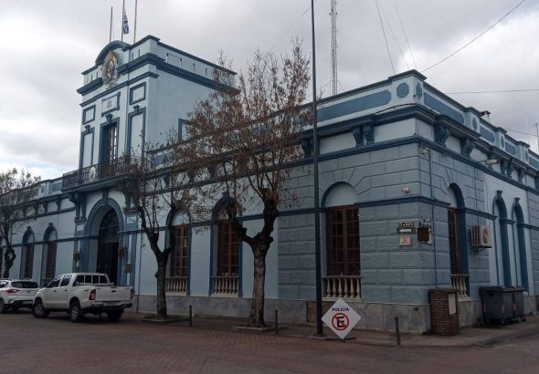 Copamiento violento en una vivienda de Minas: robaron dinero y una camioneta