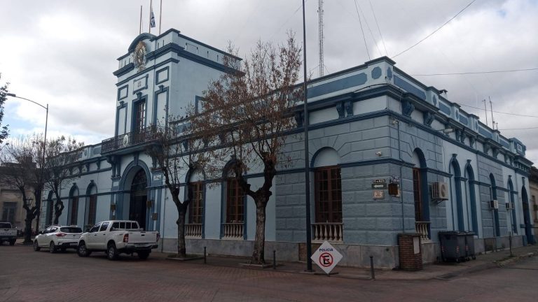 Copamiento violento en una vivienda de Minas: robaron dinero y una camioneta