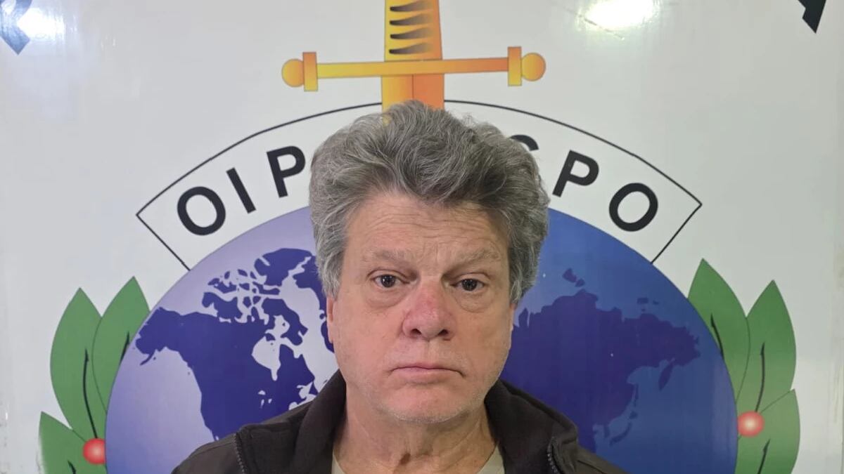 Arrestaron en Bolivia a uno de los narcos más buscados de Brasil, líder del PCC y condenado a 126 años de prisión Arrestaron en Bolivia a uno de los narcos más buscados de Brasil, líder del PCC y condenado a 126 años de prisión