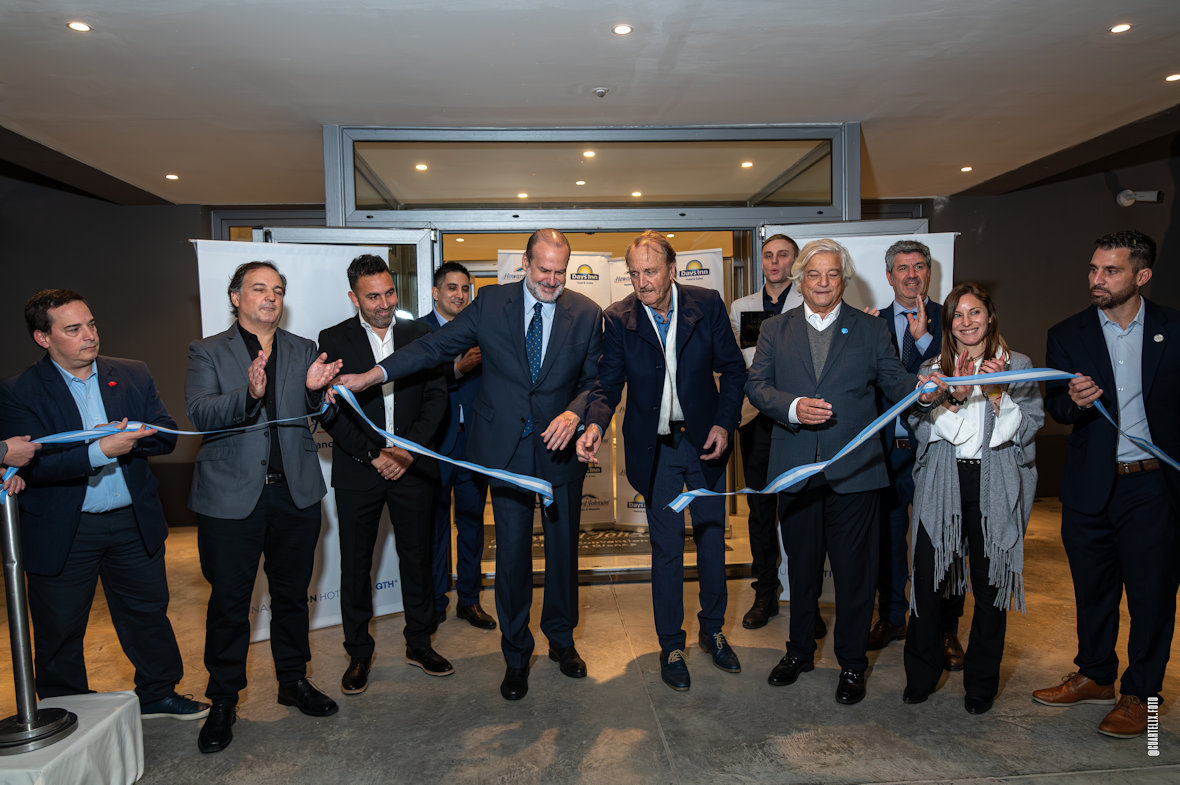 Howard Johnson Bahía Blanca abre sus puertas con un gran evento de inauguración Howard Johnson Bahía Blanca abre sus puertas con un gran evento de inauguración