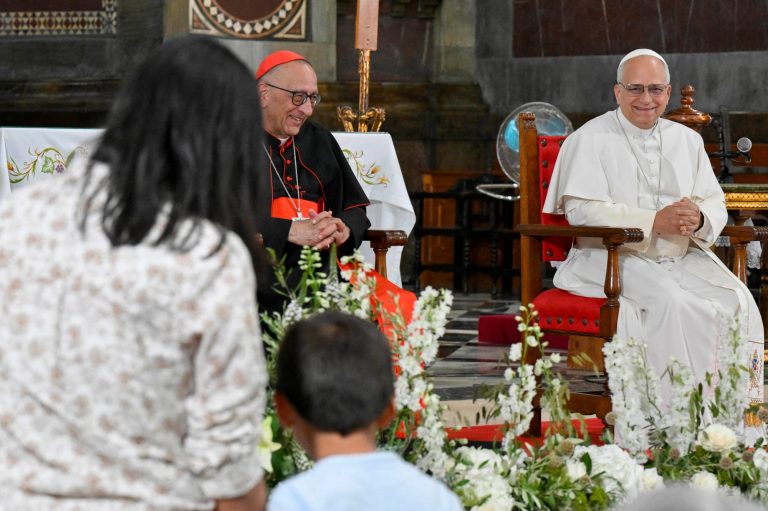 “Si nunca pasas la pelota, pierdes”: la advertencia del Papa León a horas de iniciar el mundial