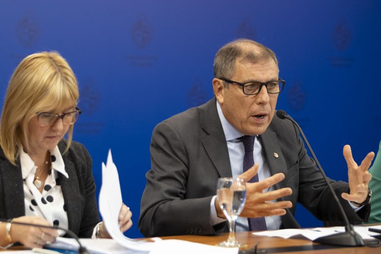 La Ley de Competitividad bajo la lupa: las preguntas que el anuncio no responde