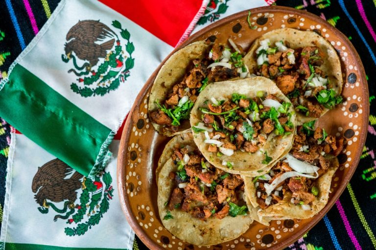 Del taco a la hamburguesa: los platos que representan a México, EE. UU. y Canadá