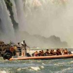 Brasil: Embarcación del Macuco Safari vuelca durante paseo en las Cataratas del Iguazú y reabre el debate sobre la seguridad turística