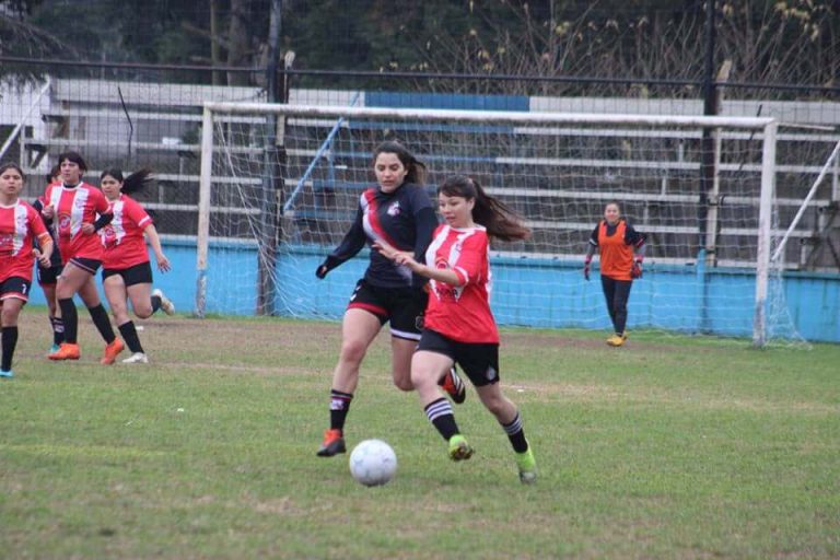 La Liga Nicoleña Femenina entra en su etapa decisiva: se juegan las semifinales del Torneo Apertura «Lucrecia Luna»