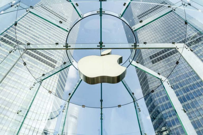 Apple adia lançamento de óculos inteligentes por preocupações com privacidade