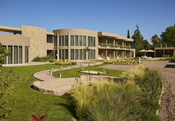 Howard Johnson expande su presencia en Mendoza con la apertura de un nuevo hotel boutique en Chacras de Coria