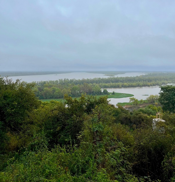 Preocupación por el alambrado de la costa en paraje La Jaula
