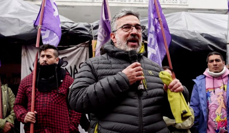 46 días después, SUTEF levantó el paro sin conseguir todavía el salario que reclamaba