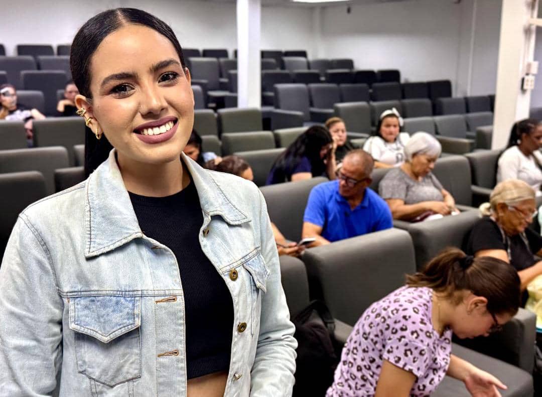 Kristel Soto la imagen más hermosa y talentosa de San Francisco, ofrece sus conocimientos en la formación de nuevos empresarios