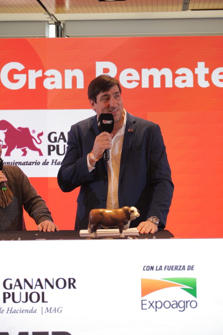 Agilidad comercial y valores firmes: se vendieron más de 17.500 cabezas en el Gran Remate de Galicia y Gananor Pujol