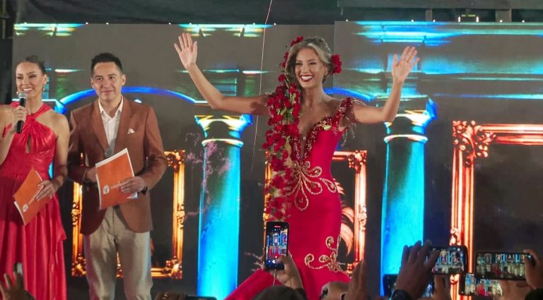 Ana Fabia I es la nueva Reina del Carnaval Cruceño 2027