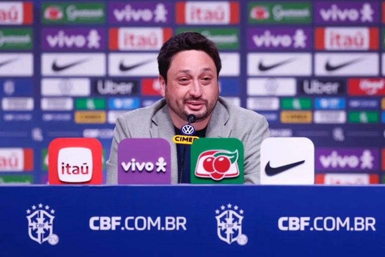 Arthur Elias convoca Seleção Feminina no Rio para 2 jogos no Brasil
