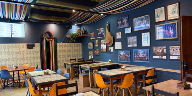 Bar de Curitiba abre suas portas para artistas independentes semanalmente; saiba como participar