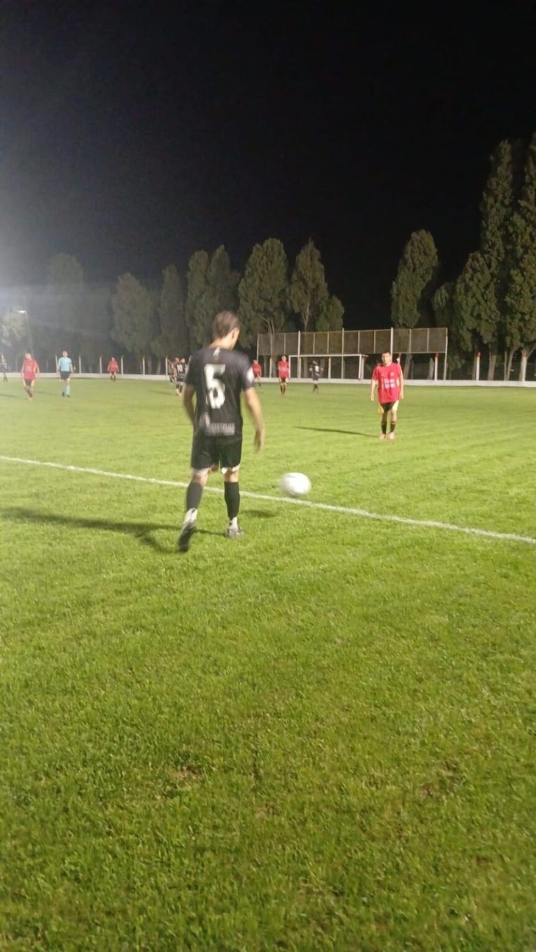 Belgrano goleó a Matienzo y vuelve a ser puntero