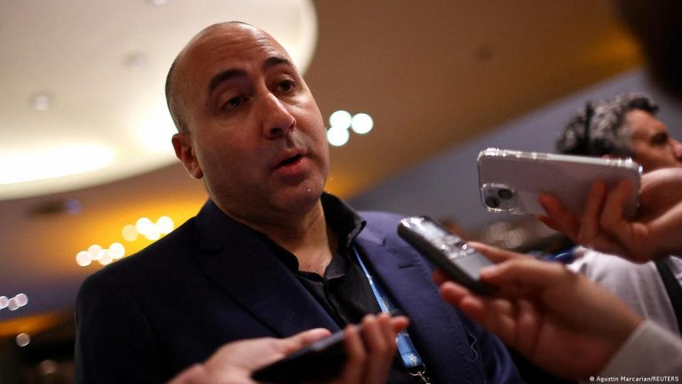 Bolivia — FERNANDO CERIMEDO, MUCHO MÁS QUE «MERCENARIO DIGITAL»: Bots, desinformación y poder en América