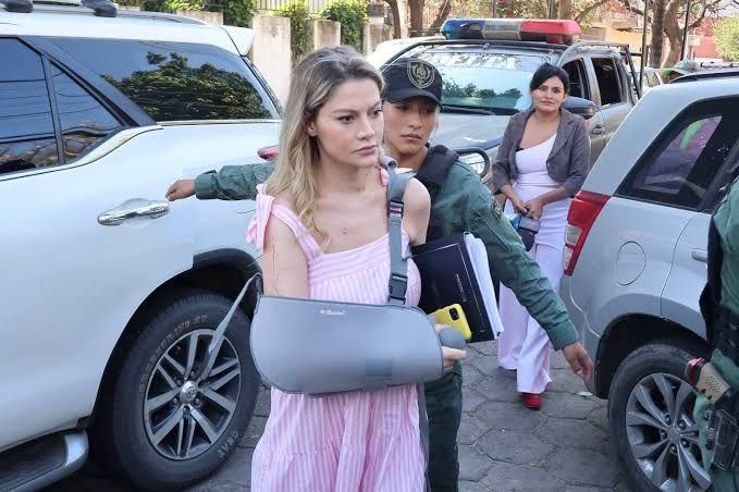 Bolivia — NADIA BELLER TESTIFICÓ DURANTE TRES HORAS ANTE EL JUEZ: Respondió casi un centenar de preguntas