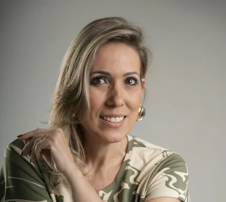 Brasil — Gláucia do Arruda: a política como instrumento de transformação